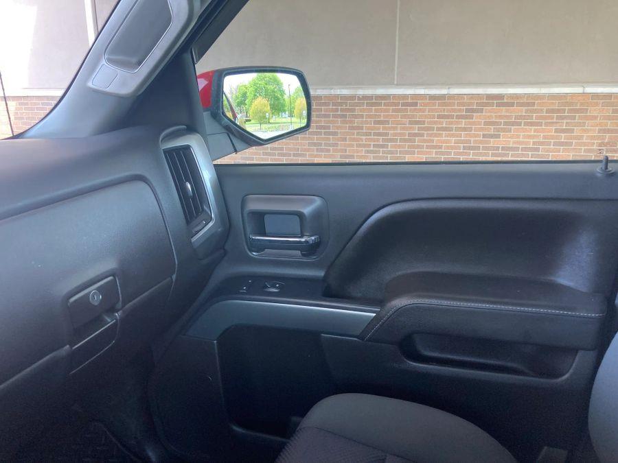Chevrolet Silverado 1500 Double Cab photo 28