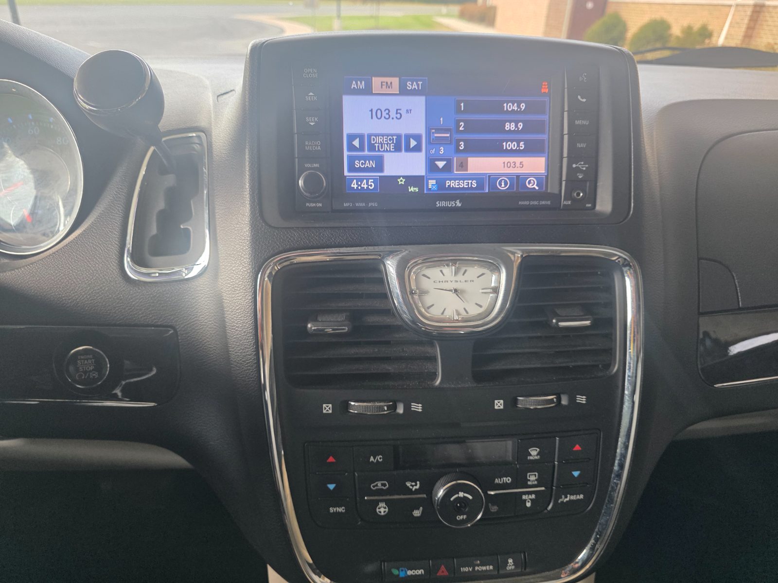Chrysler Town And Country for sale at Chili Auto Outlet — photo 26