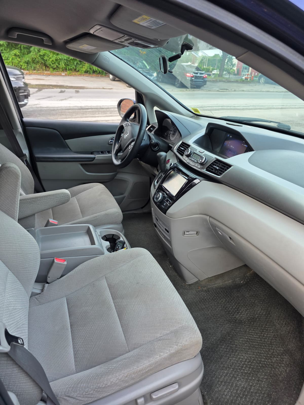 Honda Odyssey photo 12