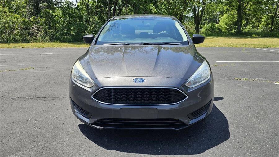 Ford Focus photo 2