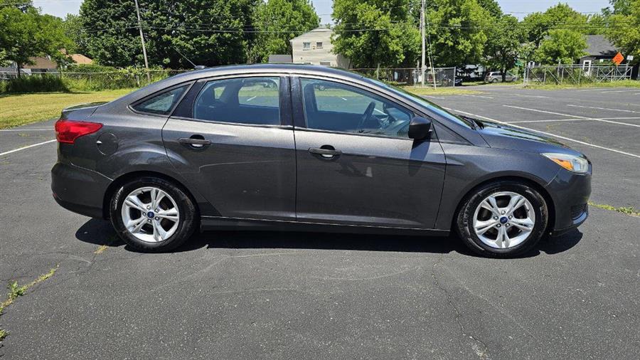 Ford Focus photo 4