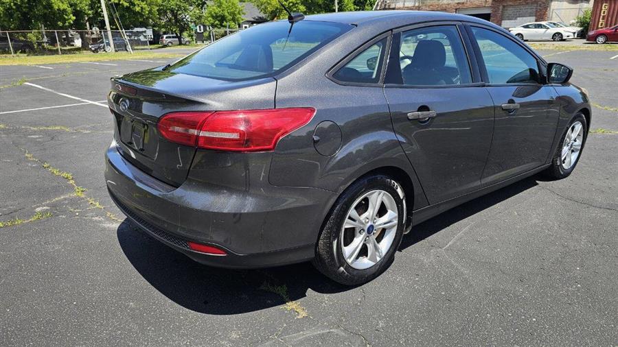 Ford Focus photo 5
