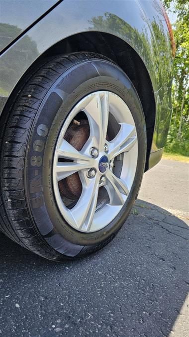 Ford Focus photo 9