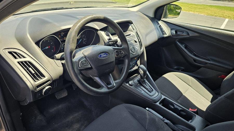 Ford Focus photo 13