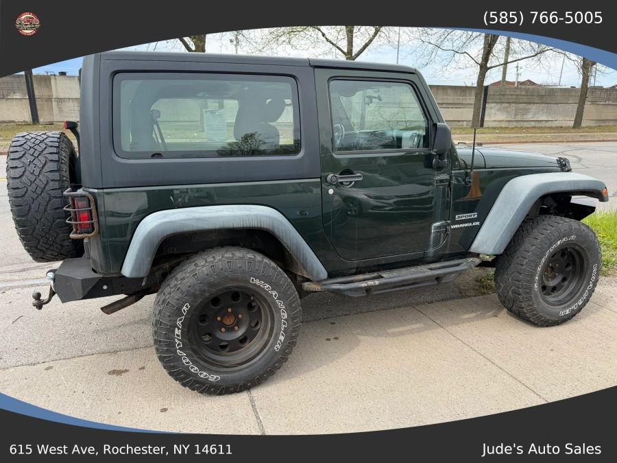 Jeep Wrangler photo 4