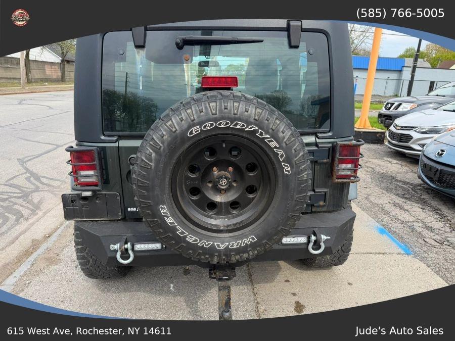 Jeep Wrangler photo 6
