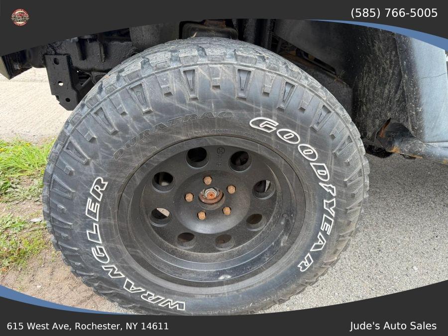 Jeep Wrangler photo 9