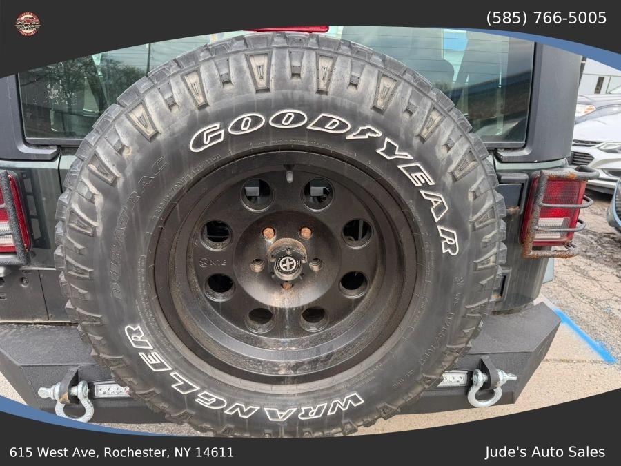 Jeep Wrangler photo 10