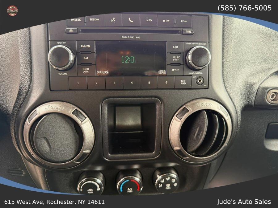Jeep Wrangler photo 20