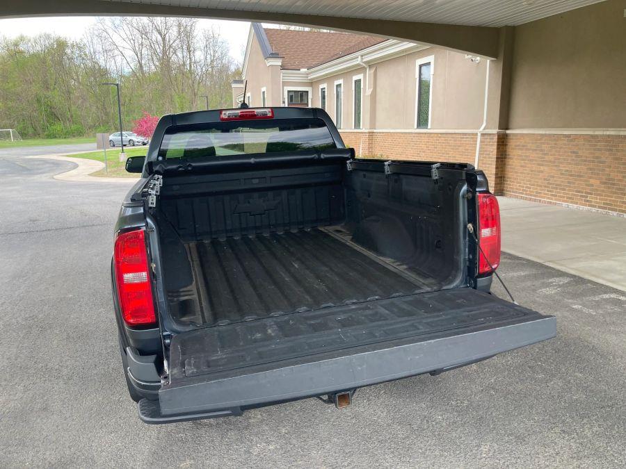 Chevrolet Colorado Crew Cab photo 19