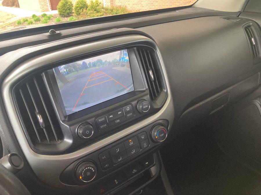 Chevrolet Colorado Crew Cab photo 25