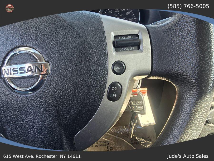 Nissan Rogue photo 12