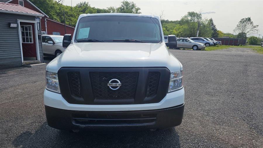 Nissan Nv photo 2