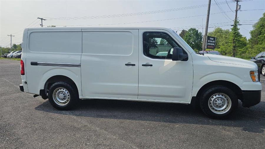 Nissan Nv photo 4
