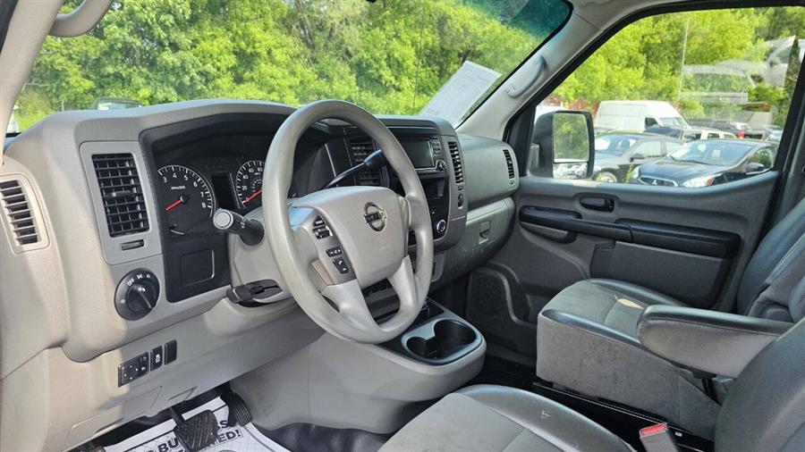 Nissan Nv photo 12