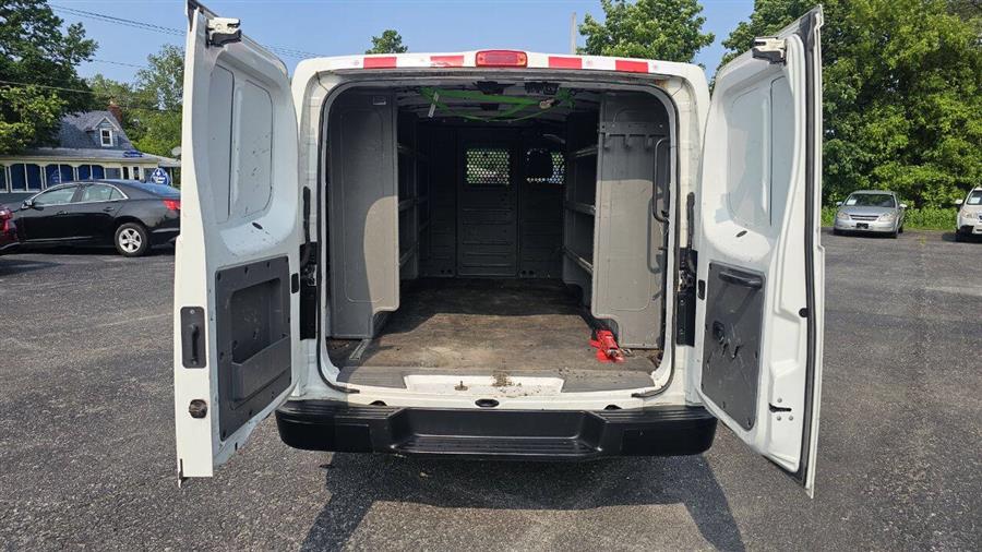 Nissan Nv photo 14