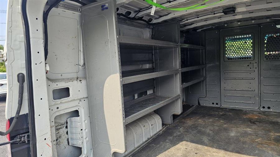 Nissan Nv photo 15