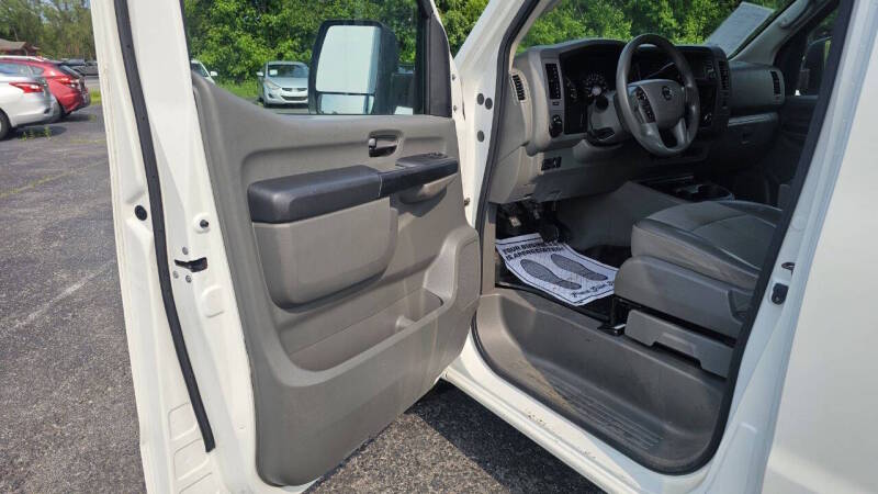 Nissan NV for sale at Arcia Services — photo 11