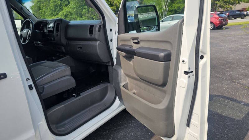 Nissan NV for sale at Arcia Services — photo 21