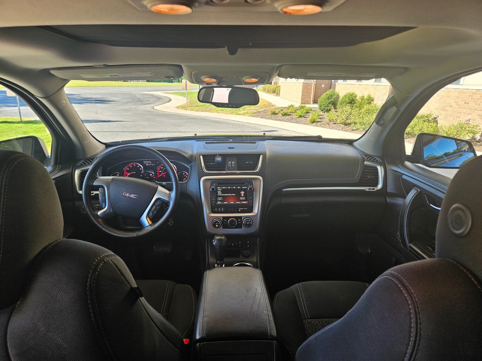 Gmc Acadia for sale at Chili Auto Outlet — photo 20