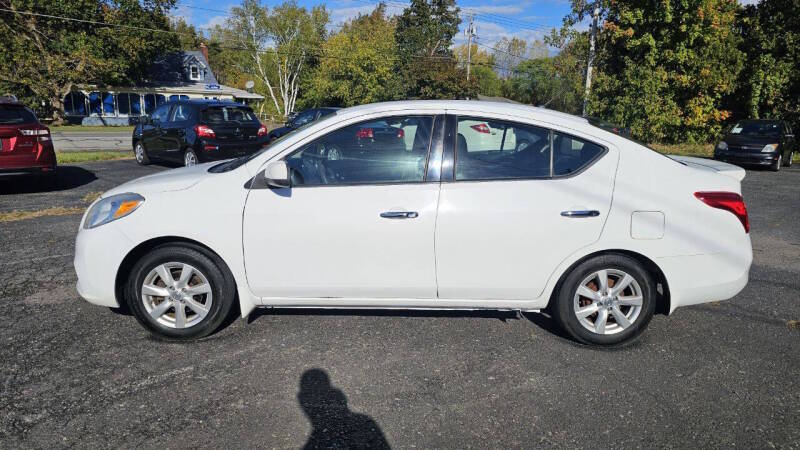 Nissan Versa for sale at Arcia Services — photo 8