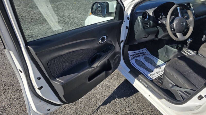 Nissan Versa for sale at Arcia Services — photo 10