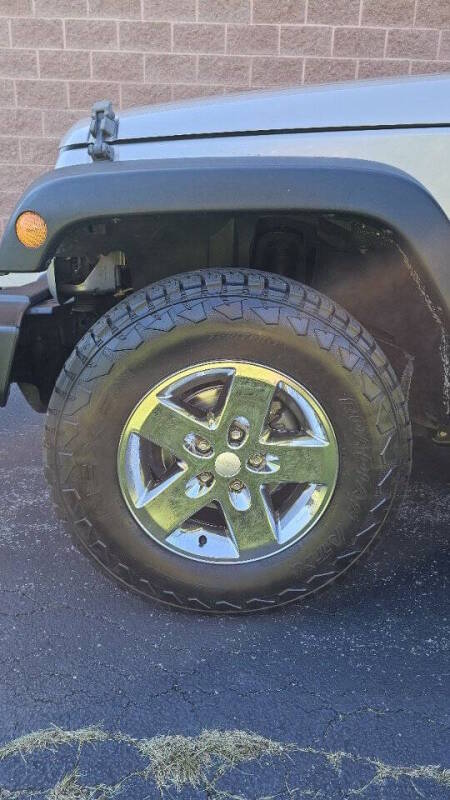Jeep Wrangler Unlimited for sale at Arcia Services — photo 13
