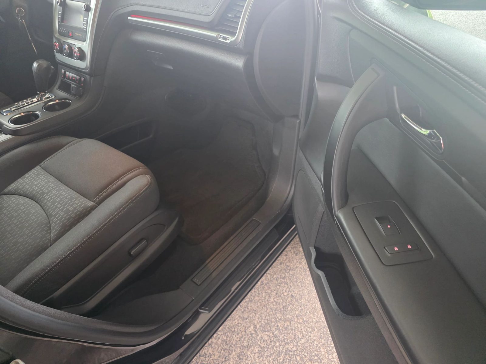 Gmc Acadia photo 15