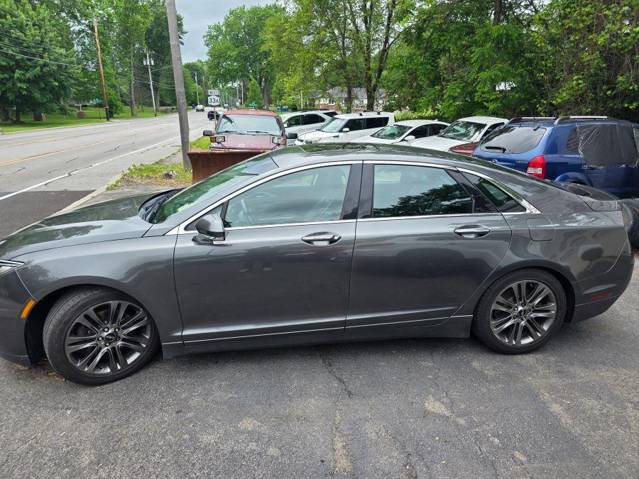 Lincoln Mkz photo 2