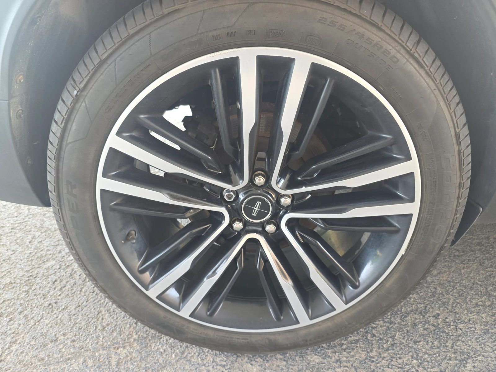 Lincoln Mkc photo 19