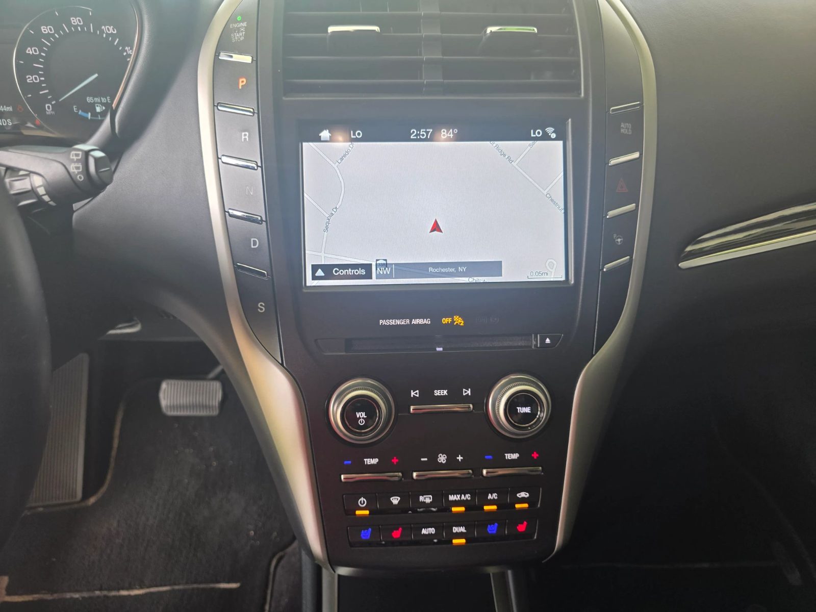 Lincoln Mkc photo 22