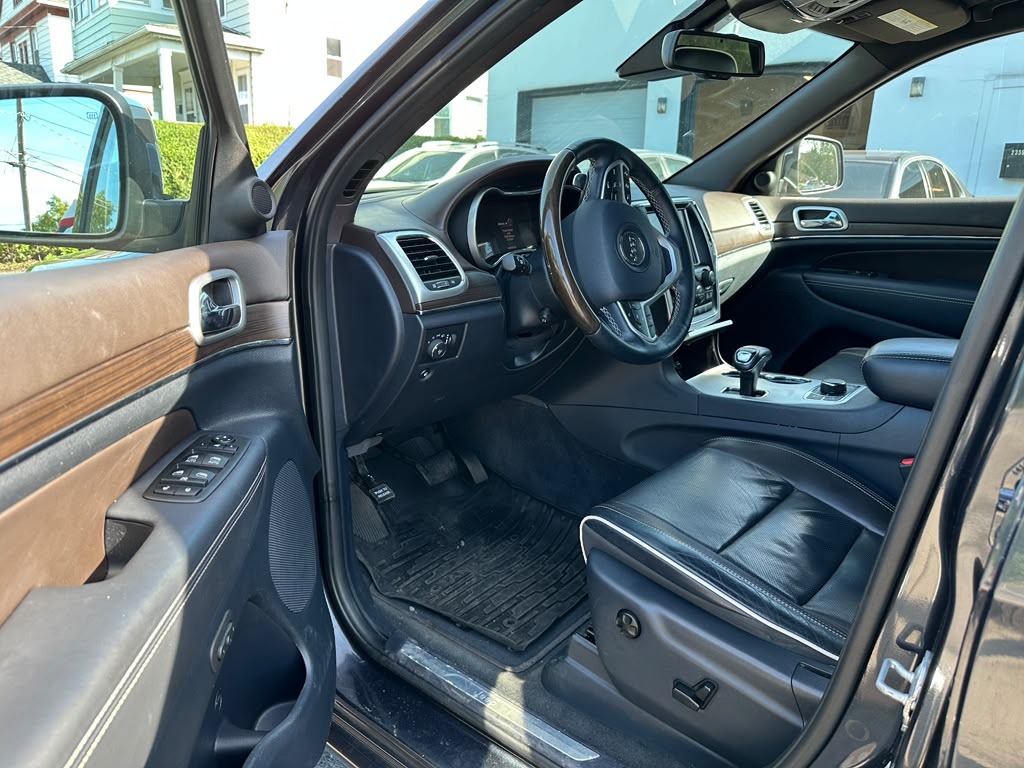 Jeep Grand Cherokee for sale at Next Level Wholesale — photo 9