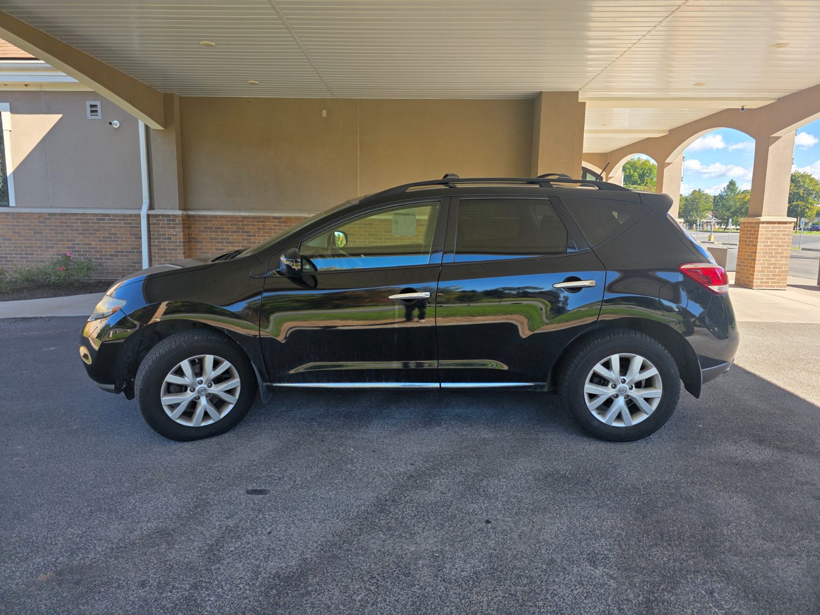 Nissan Murano for sale at Chili Auto Outlet — photo 2