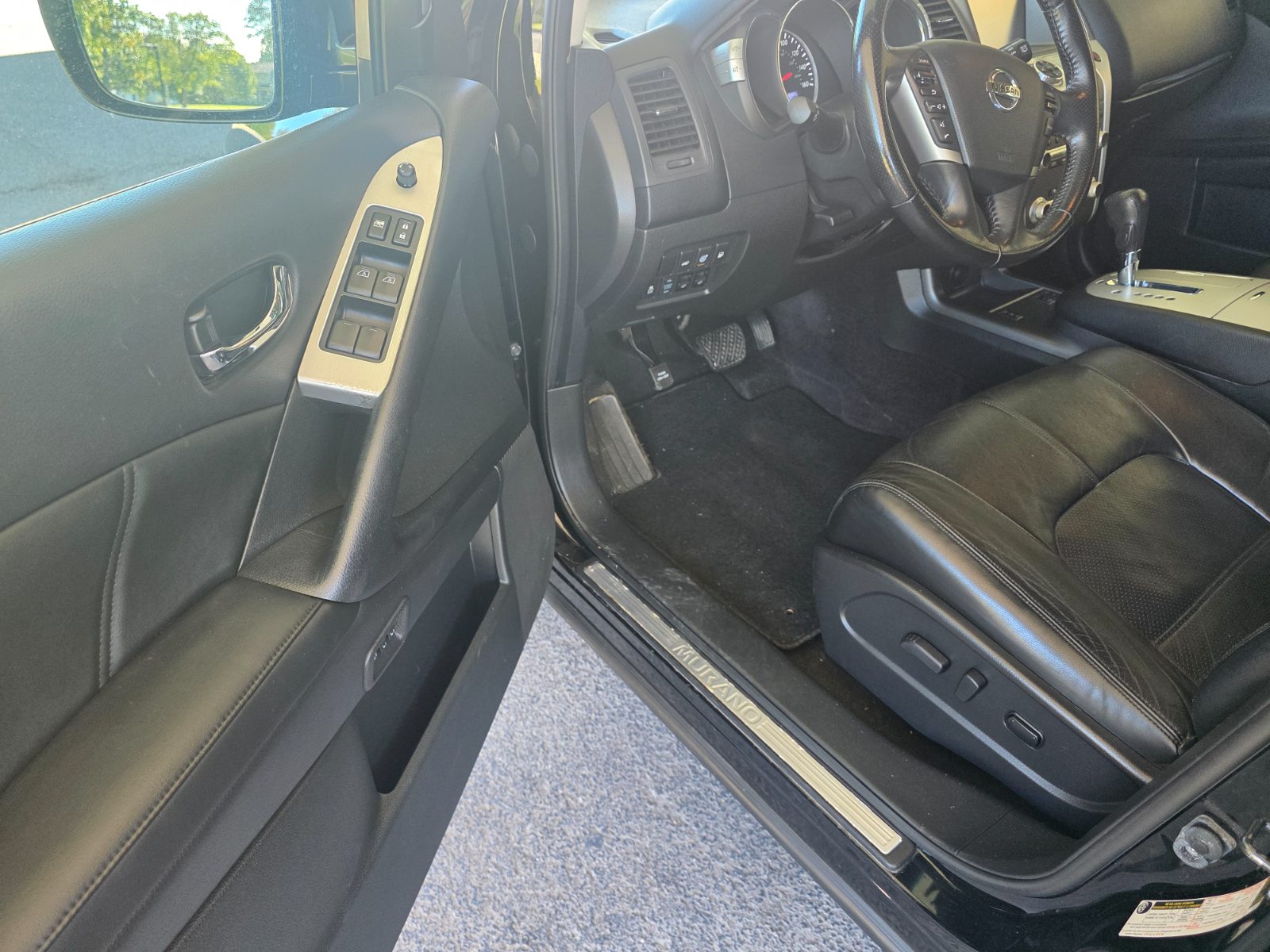 Nissan Murano for sale at Chili Auto Outlet — photo 9
