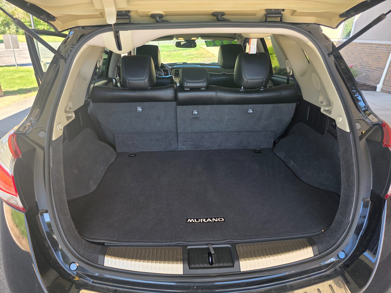 Nissan Murano for sale at Chili Auto Outlet — photo 14