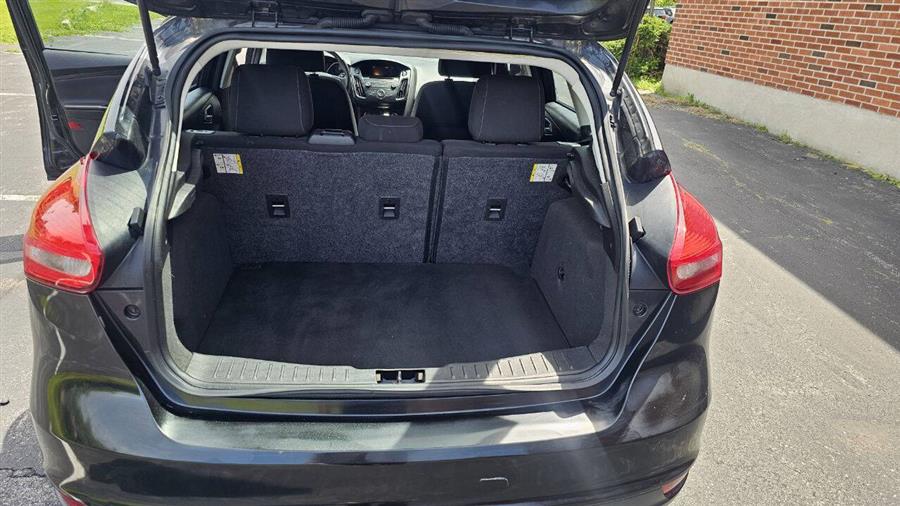 Ford Focus photo 17