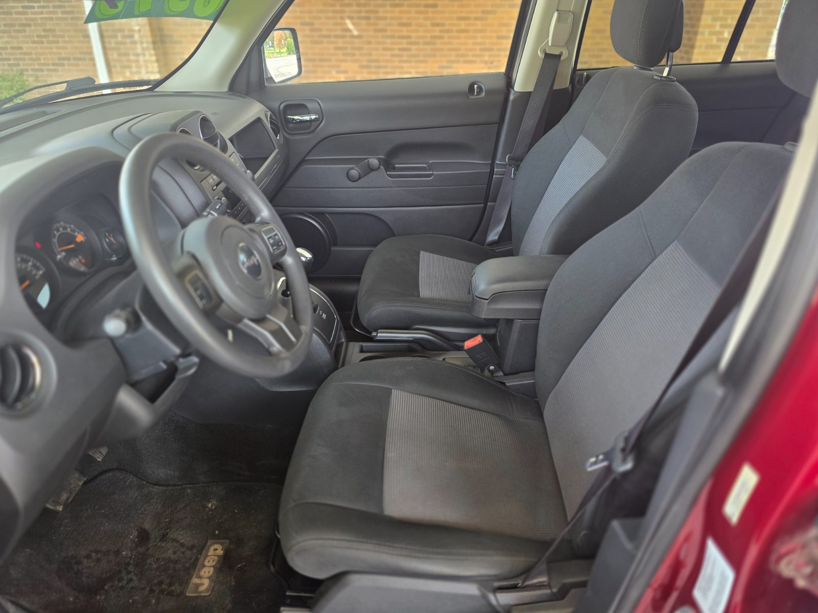 Jeep Patriot for sale at Chili Auto Outlet — photo 10
