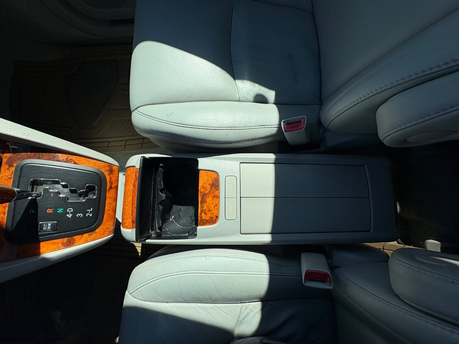 Lexus Rx for sale at Next Level Wholesale — photo 15