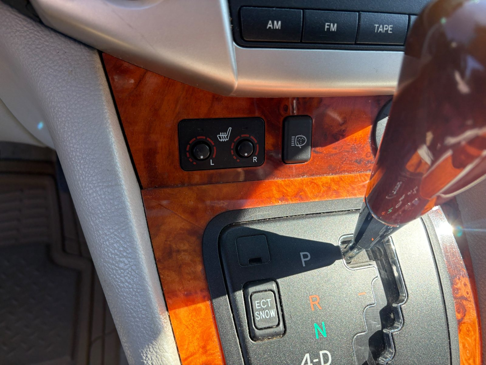 Lexus Rx for sale at Next Level Wholesale — photo 17