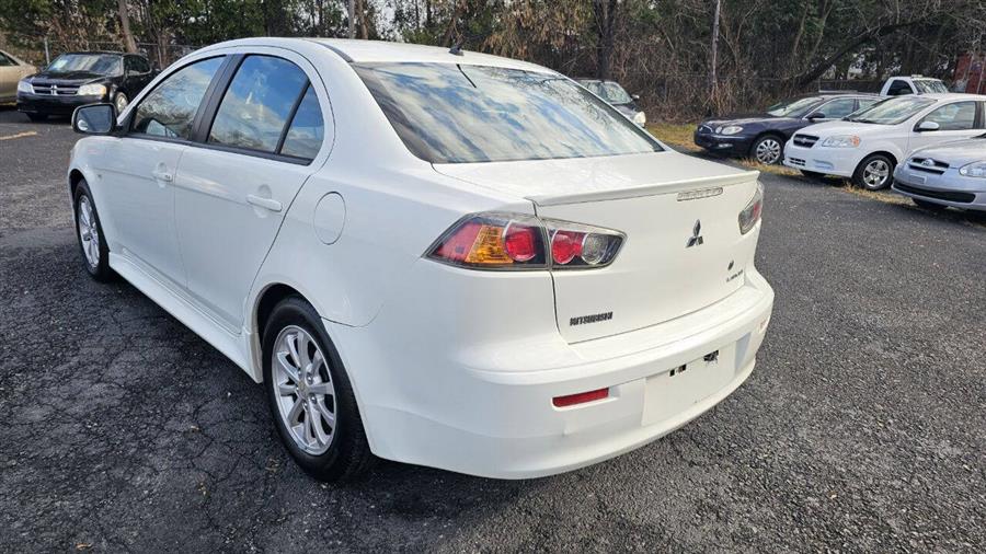 Mitsubishi Lancer photo 8