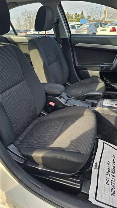 Mitsubishi Lancer photo 14