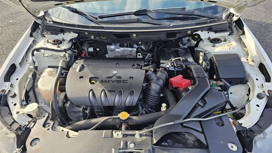 Mitsubishi Lancer photo 22