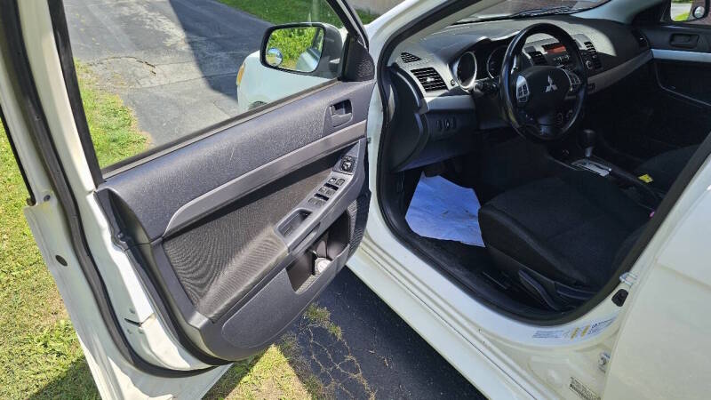 Mitsubishi Lancer for sale at Arcia Services — photo 10