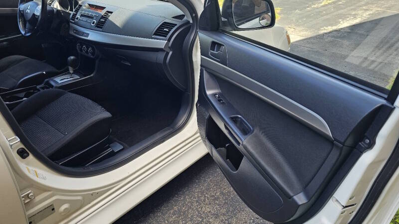 Mitsubishi Lancer for sale at Arcia Services — photo 18