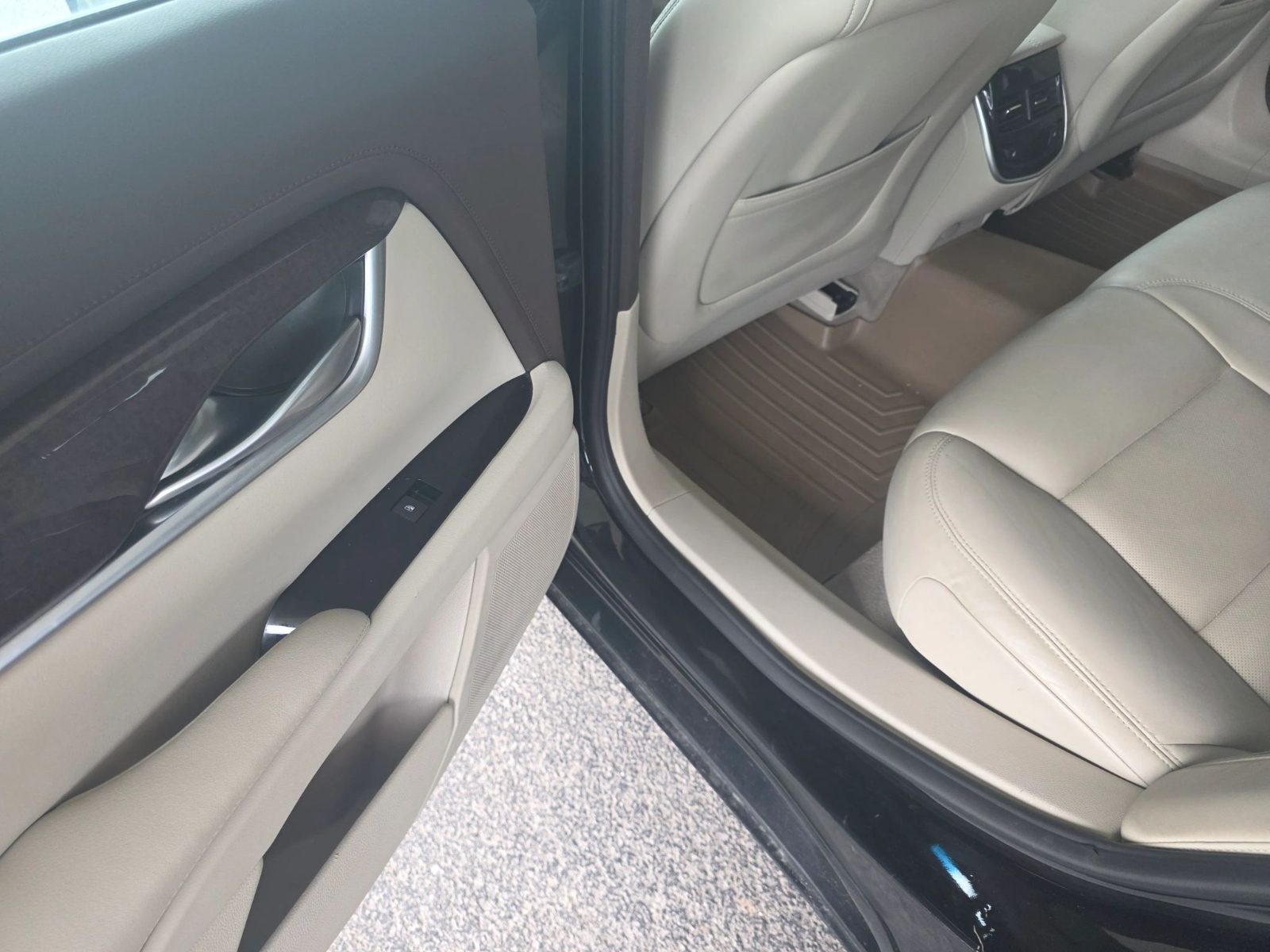 Cadillac Xts photo 10