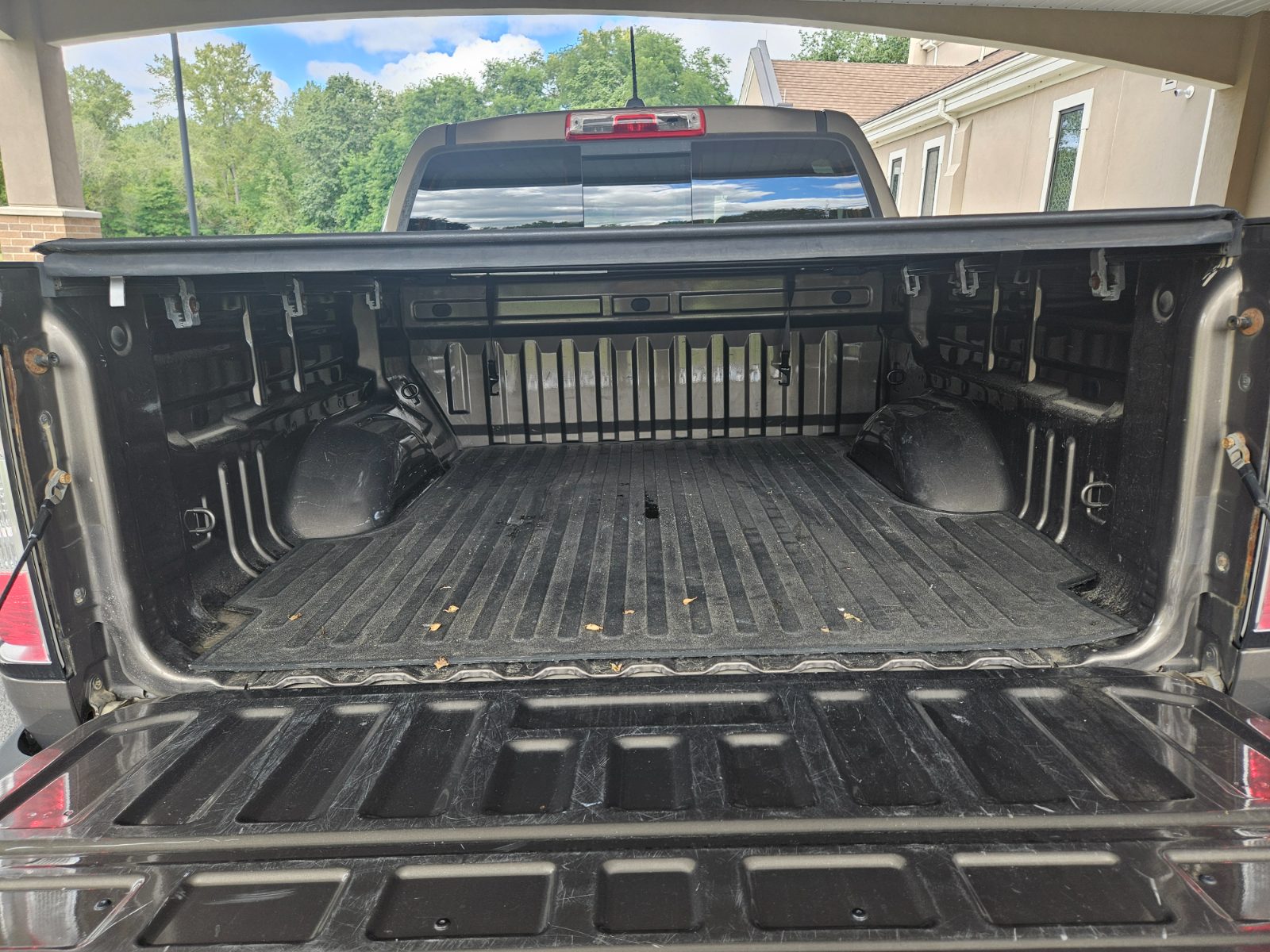 Gmc Canyon for sale at Chili Auto Outlet — photo 13