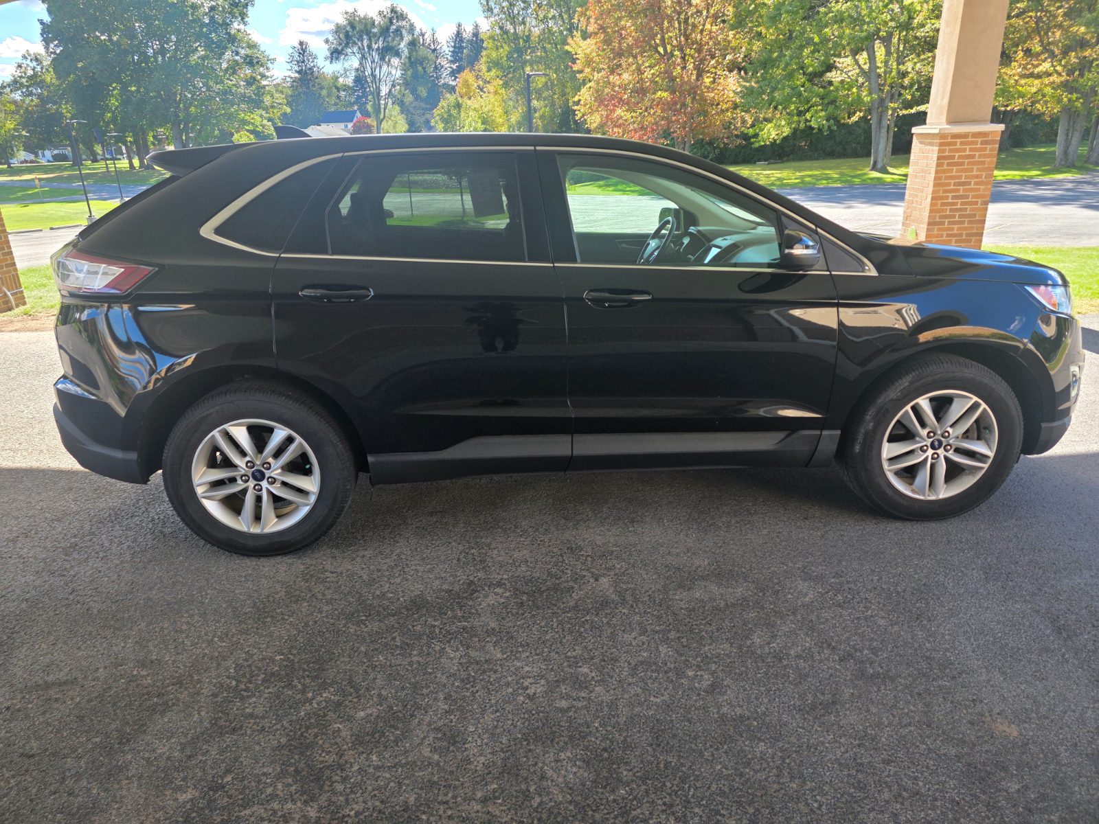 Ford Edge for sale at Chili Auto Outlet — photo 6