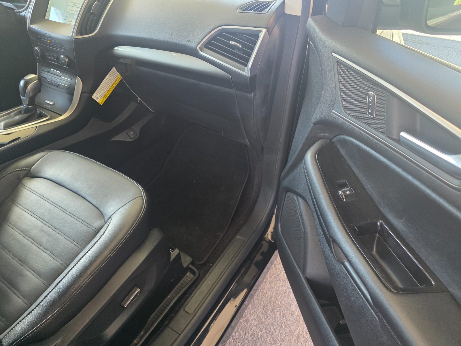 Ford Edge for sale at Chili Auto Outlet — photo 16