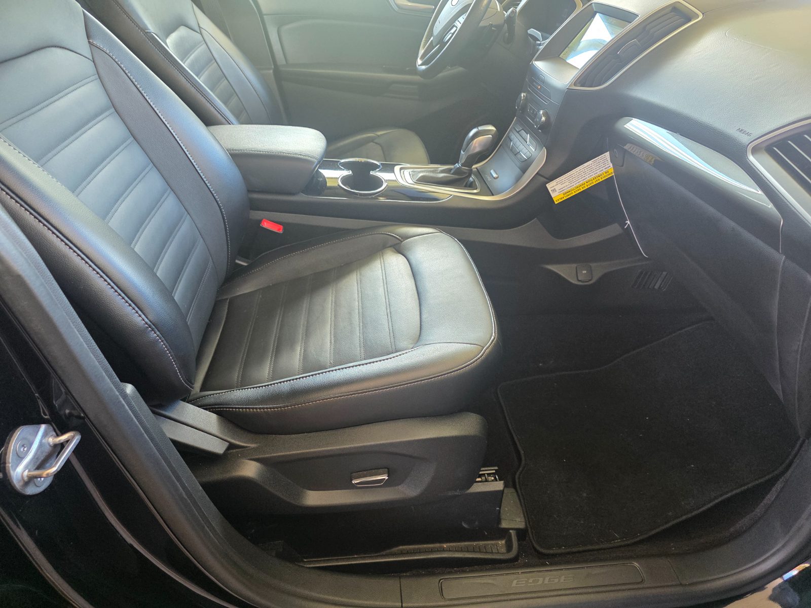Ford Edge for sale at Chili Auto Outlet — photo 18