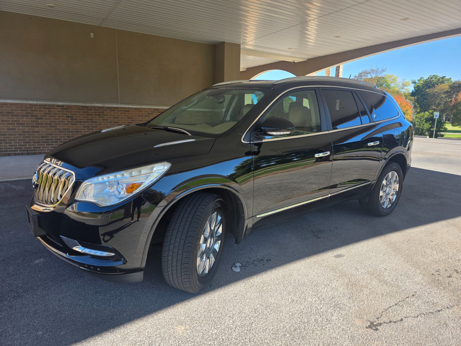Buick Enclave for sale at Chili Auto Outlet — photo 2